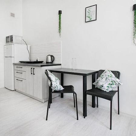 Apartaments For You Λβιβ Εξωτερικό φωτογραφία