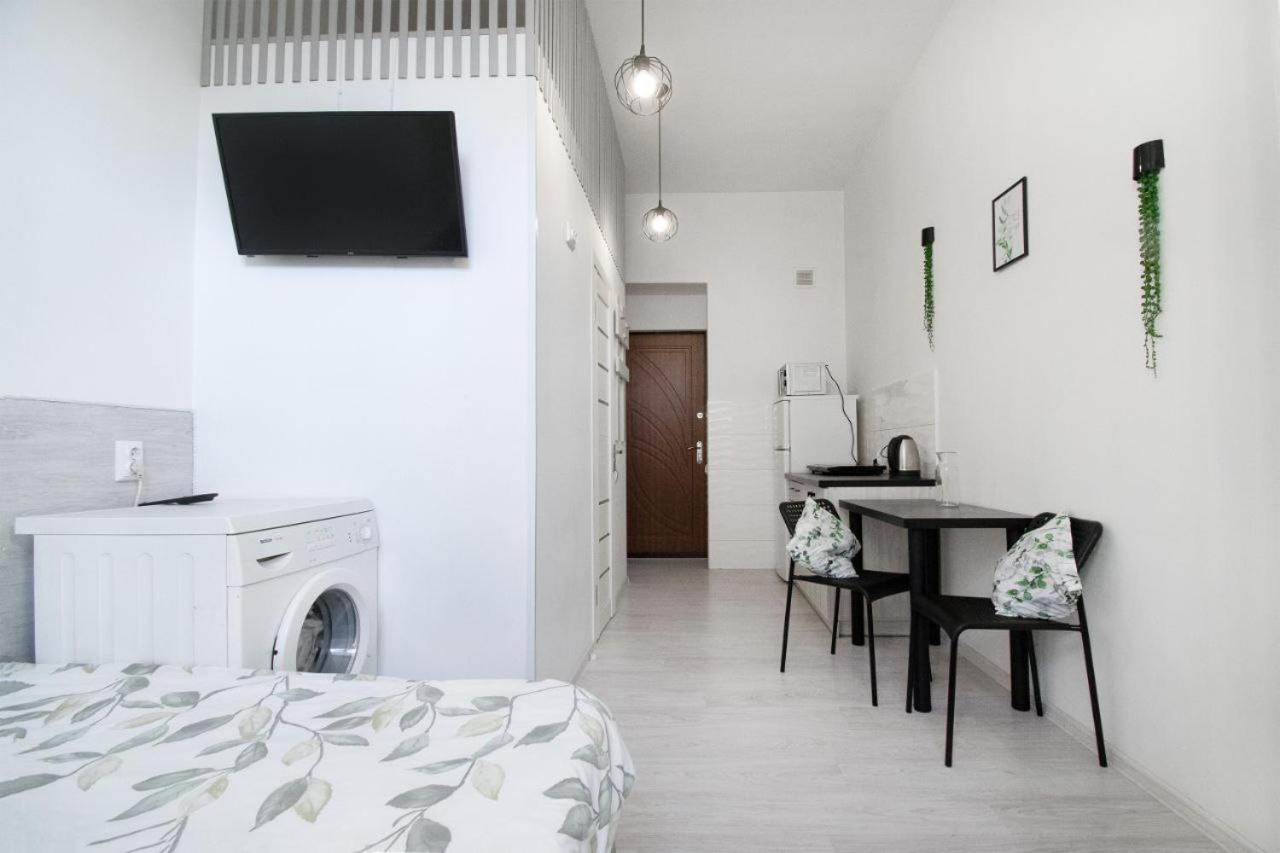 Apartaments For You Λβιβ Εξωτερικό φωτογραφία
